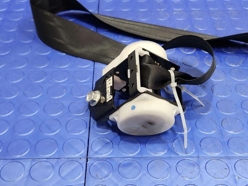 2011 Mazda CX-9 Rear Seat Belt