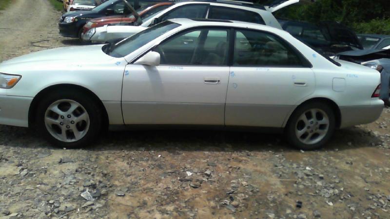 2000 Lexus ES300 Audio & Visual Equip.(Radio)