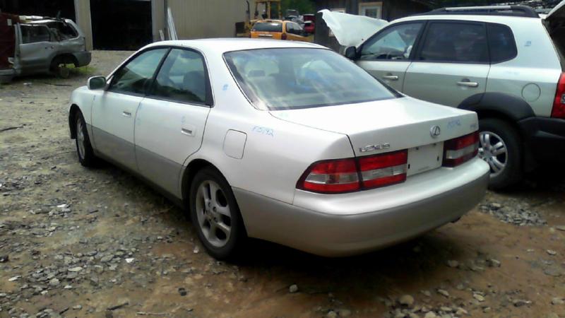 2000 Lexus ES300 Audio & Visual Equip.(Radio)