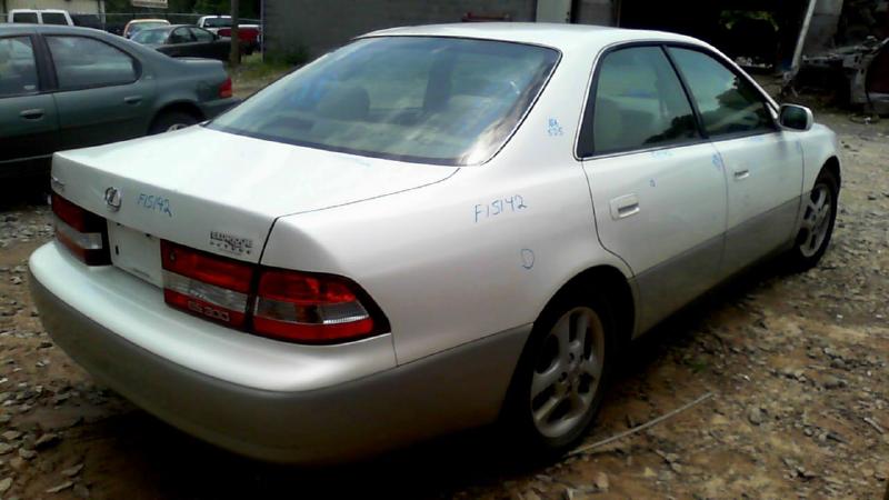 2000 Lexus ES300 Audio & Visual Equip.(Radio)