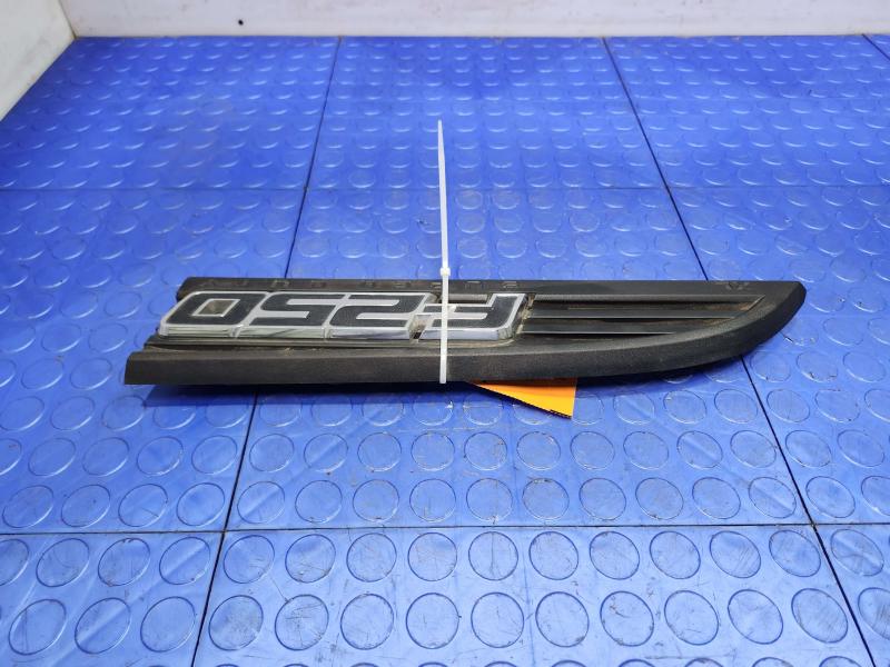 2012 Ford F-250 Super Duty Fender Moulding