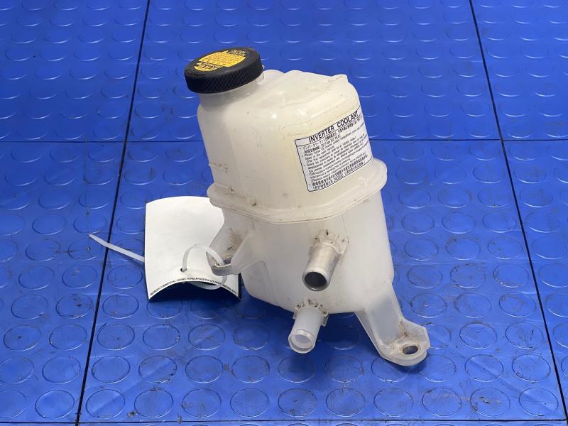 2010-2015 Toyota Prius Drive Motor Inverter Coolant Reservoir OEM G92A047011