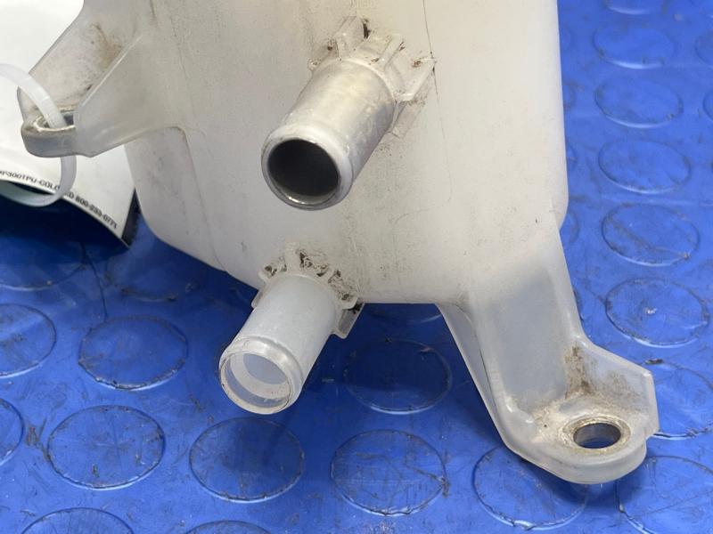 2010-2015 Toyota Prius Drive Motor Inverter Coolant Reservoir OEM G92A047011