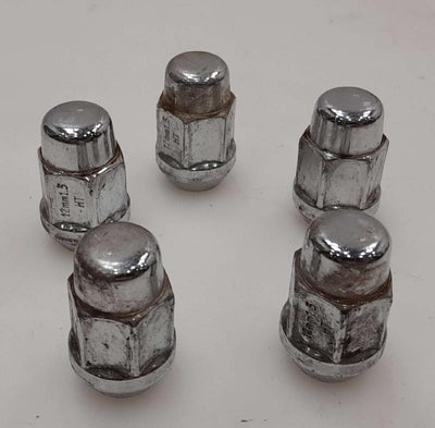 2015 Ford Fusion Lug Nuts