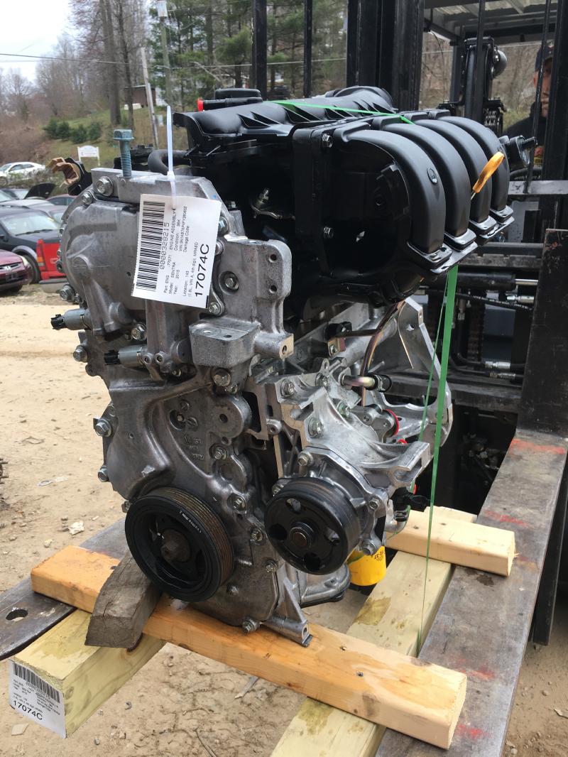 2015 Nissan Sentra Engine Assembly/Motor