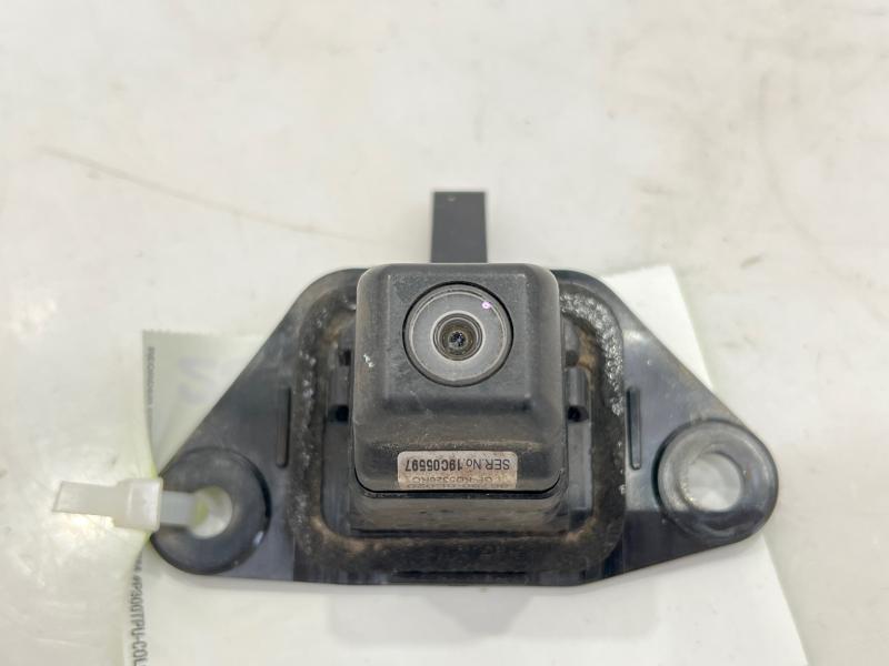 2009 - 2013 Toyota Highlander Backup Camera Assembly OEM 867900E020