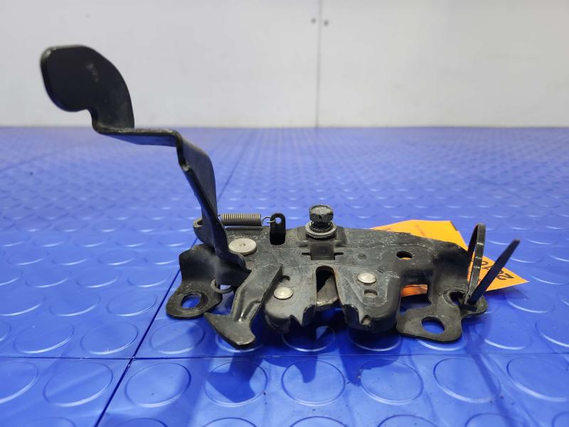 2011-2017 Infiniti QX56 QX80 Hood Lock Latch Assembly Genuine OEM 656011LA0A
