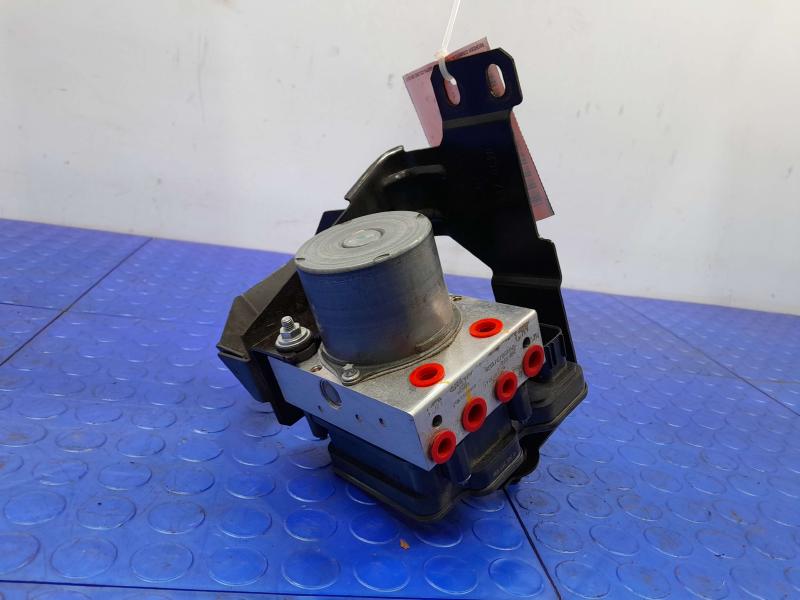 2017-2024 Maserati Ghibli ABS Anti Lock Brake Pump Modulator Assembly OEM 670102045