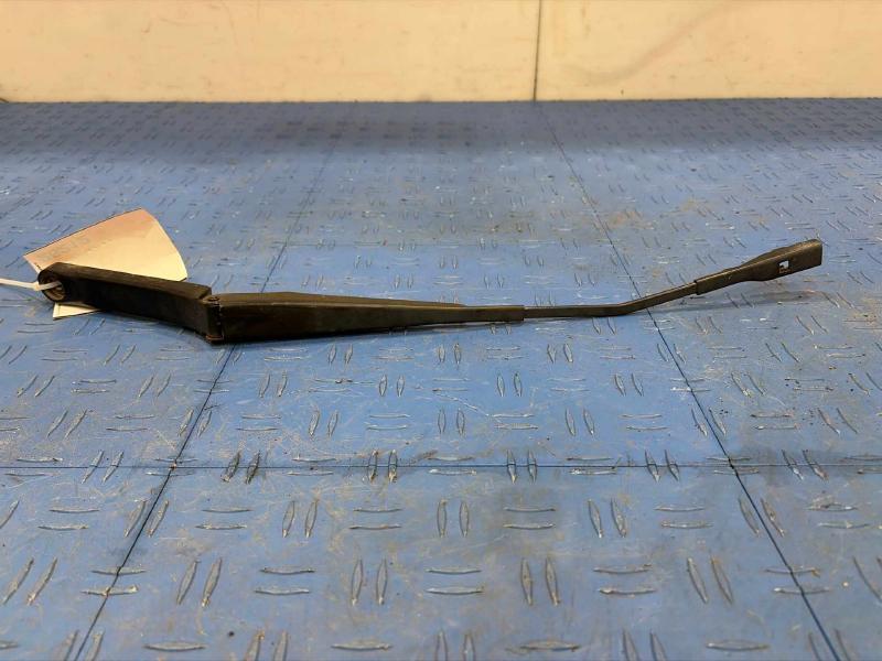 2015 Volkswagen Passat Wiper Arm