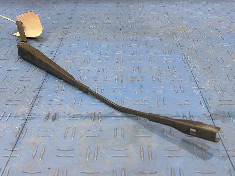 2015 Volkswagen Passat Wiper Arm