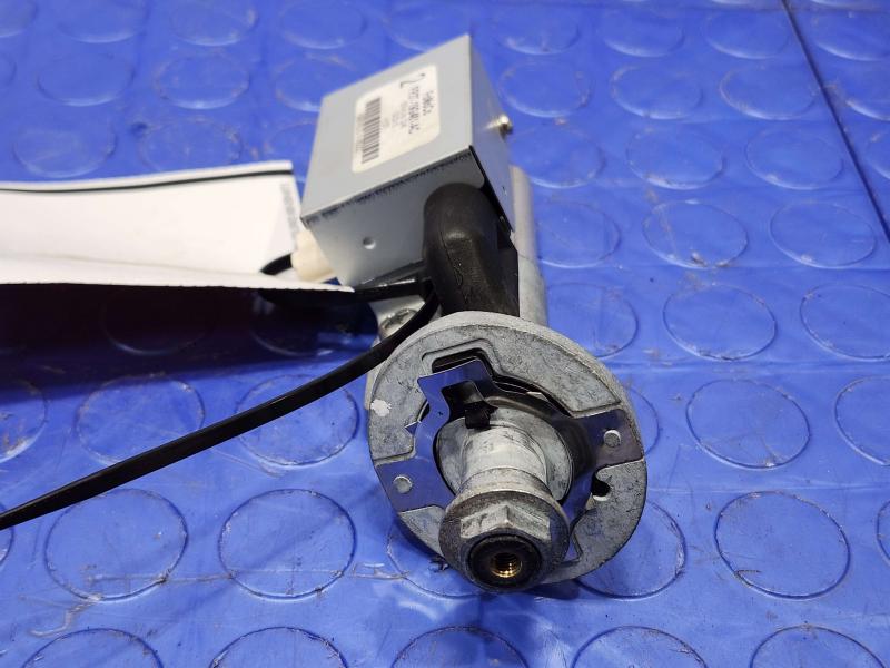2015 Ford Mustang Antenna