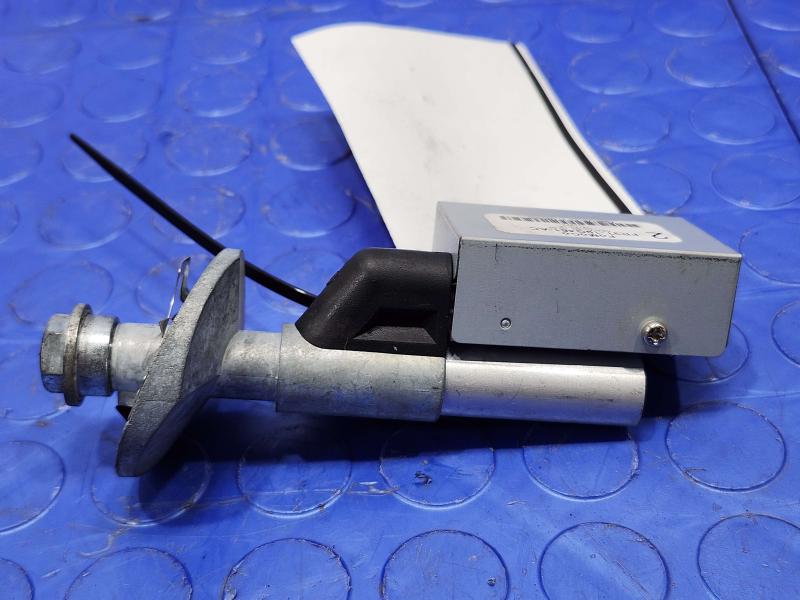 2015 Ford Mustang Antenna