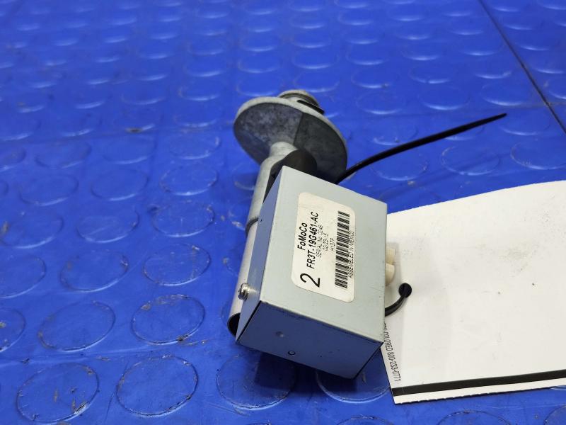2015 Ford Mustang Antenna