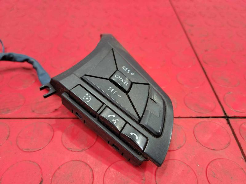 2018 Nissan Rogue Sport Combination Switch