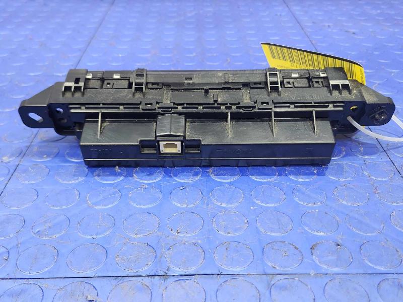 2016 Toyota Prius Heater A/C Control
