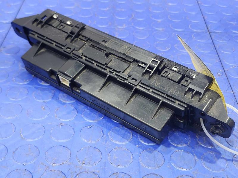 2016 Toyota Prius Heater A/C Control