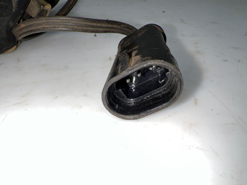 1994 - 1997 Dodge Ram 1500 2500 Distributor 5.2L 5.9L ONLY OEM 04740339