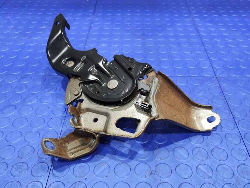 2011 Toyota Camry Emergency Brk.