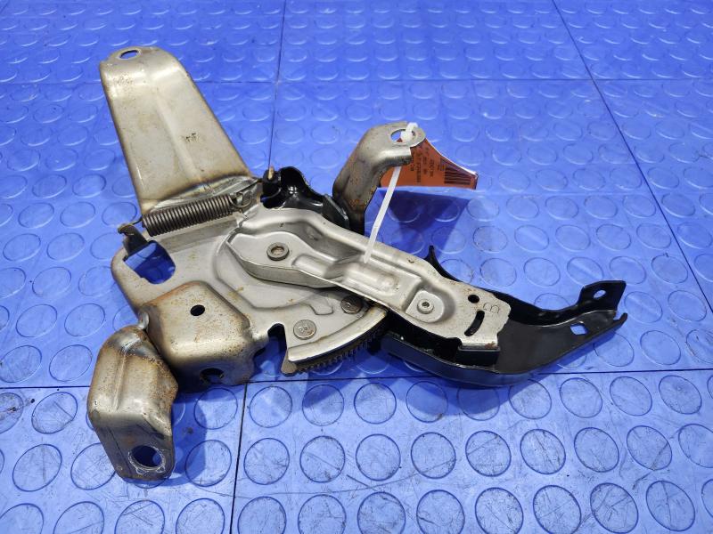 2011 Toyota Camry Emergency Brk.