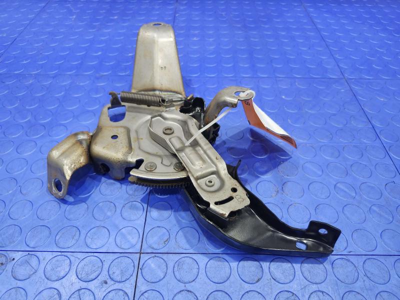 2011 Toyota Camry Emergency Brk.