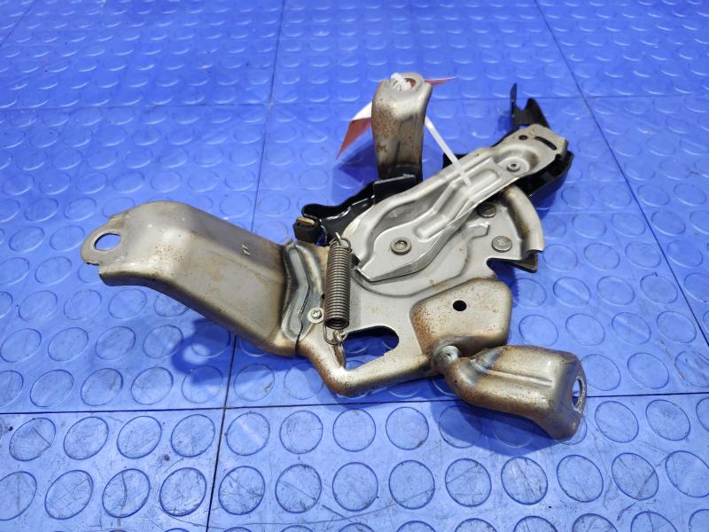 2011 Toyota Camry Emergency Brk.