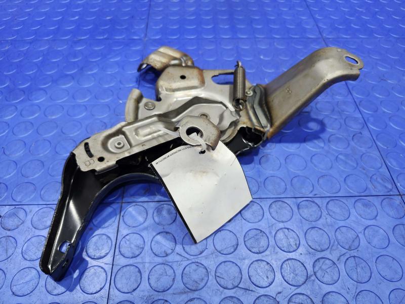 2011 Toyota Camry Emergency Brk.