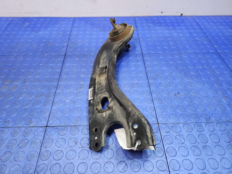 2016 Kia Sedona Lower Control Arm Rr