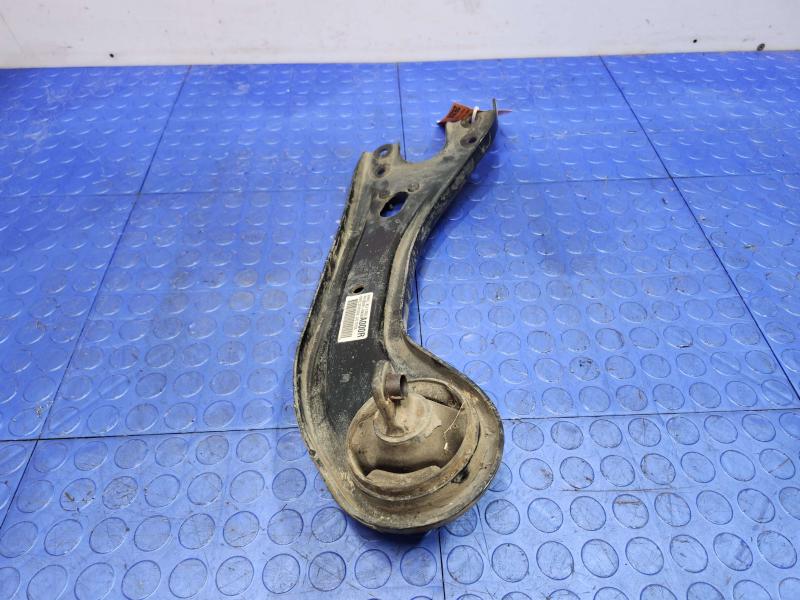 2016 Kia Sedona Lower Control Arm Rr