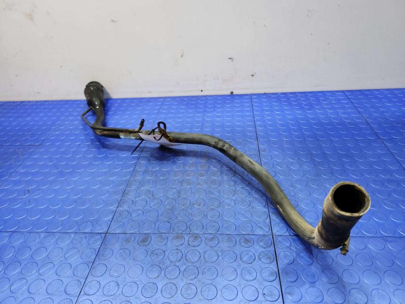 2014 Chrysler 300 Fuel Filler Neck