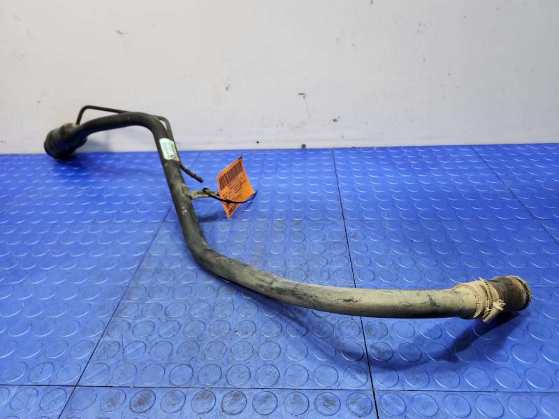 2014 Chrysler 300 Fuel Filler Neck