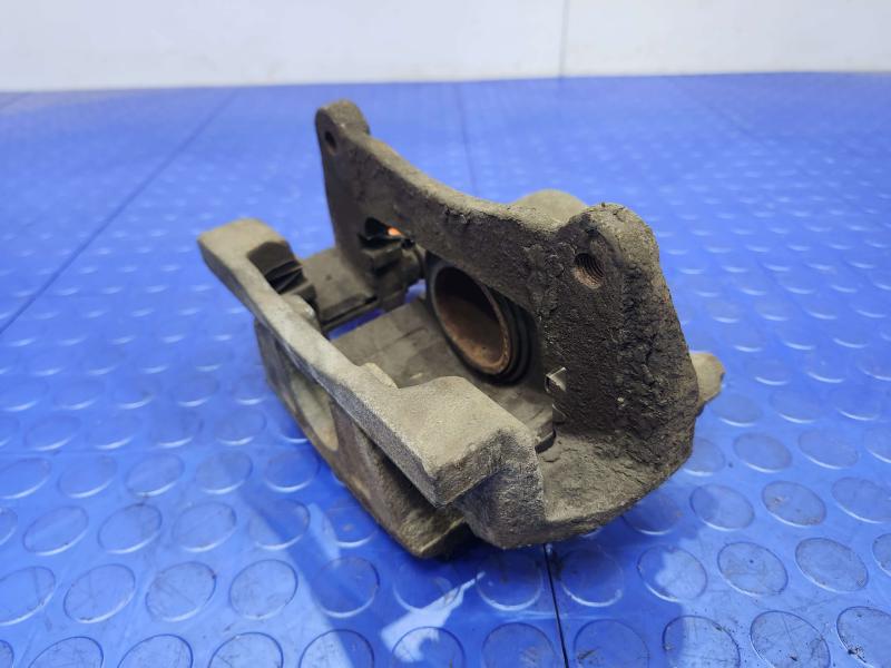 2005 Lexus RX 330 Caliper