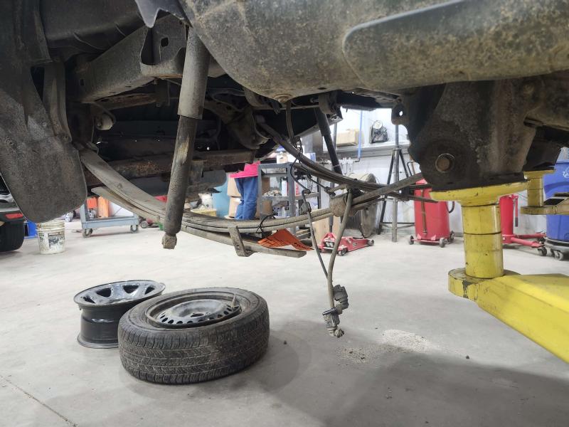 2009 Toyota Tacoma Leaf Spring Rear