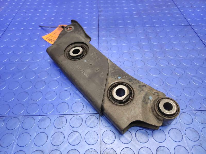 2017 Nissan Maxima Lower Control Arm Rr