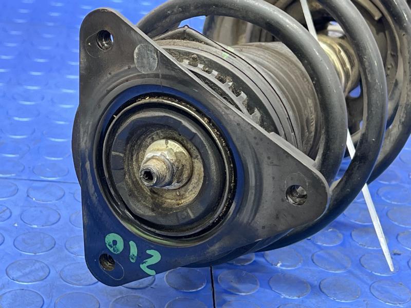 2020 Nissan Altima Strut Assembly