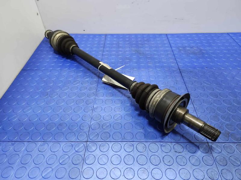 2016 BMW 528I Axle Shaft