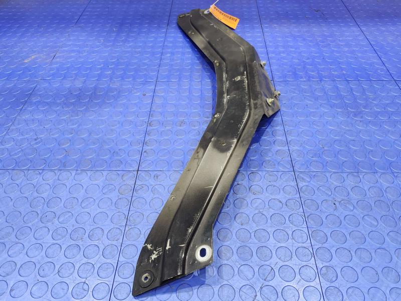 2011 Maserati Quattroporte Radiator Support