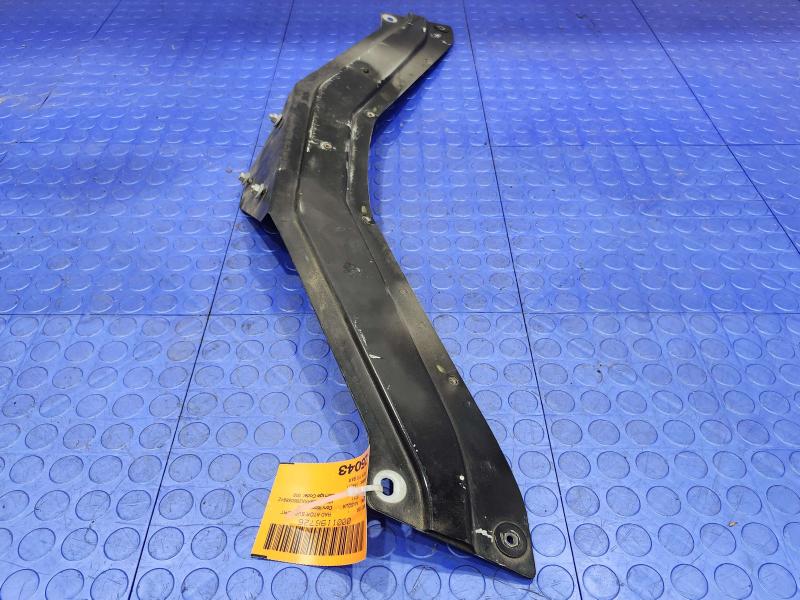 2011 Maserati Quattroporte Radiator Support