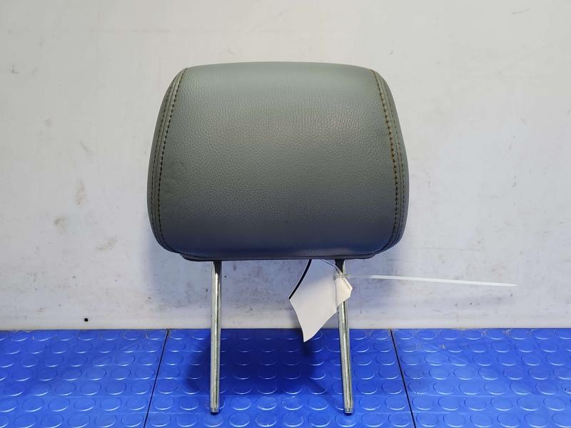 2012 Ford F-250 Super Duty Headrest