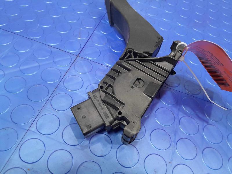 2021 Chrysler Voyager Pedal Assembly