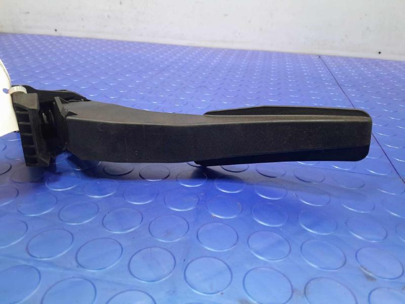 2021 Chrysler Voyager Pedal Assembly