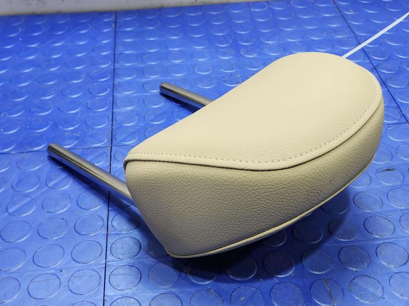 2018 Audi A4 Headrest