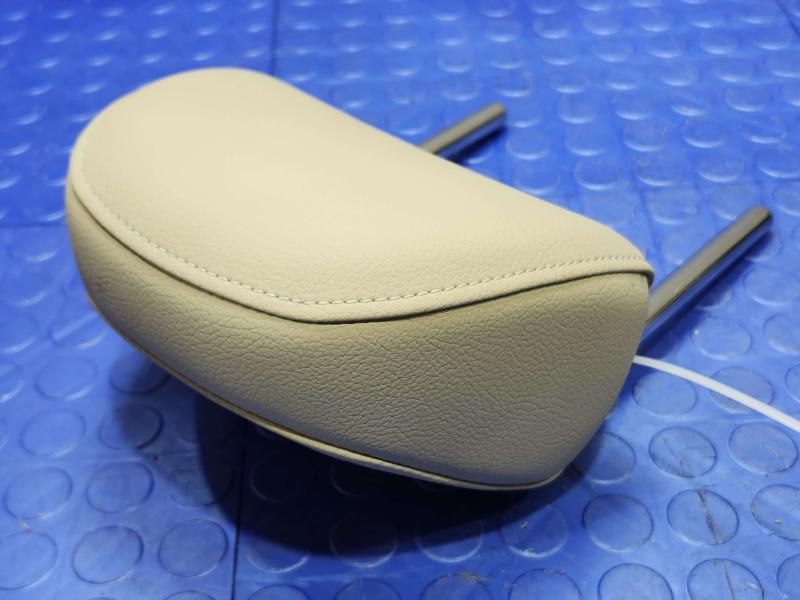2018 Audi A4 Headrest
