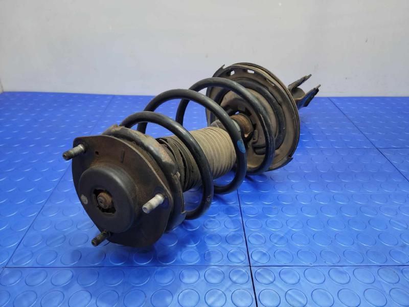 2009 Toyota Camry Strut Assembly