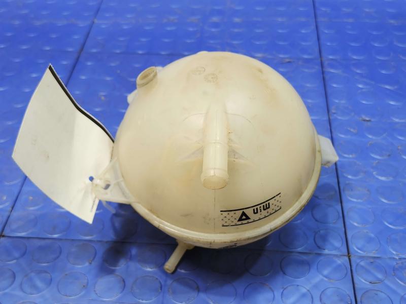 2015 Volkswagen Beetle Coolant Recovery Bottle