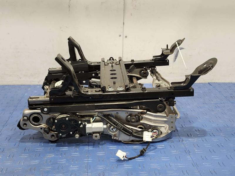 2018 Subaru Forester Seat Track