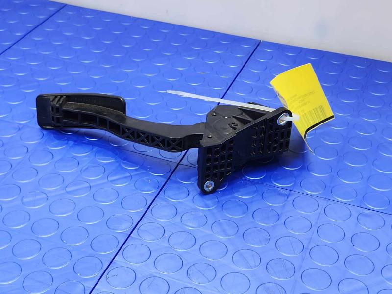 2015-2019 Subaru Legacy Outback Accelerator Pedal Genuine OEM Part 36010AL090