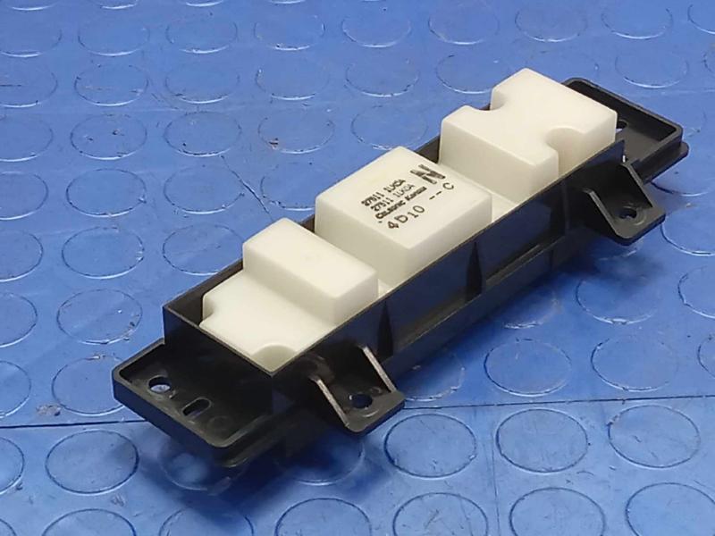 2011-2020 Infiniti QX56 QX80 Rear Temperature Climate Control Panel OEM 275111LK0A