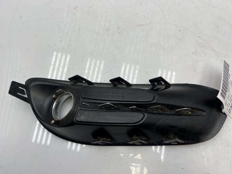 2013 Dodge Dart Grille