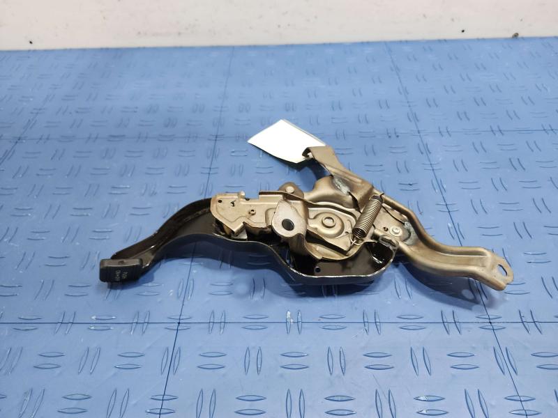 2013 Toyota Camry Emergency Brk.