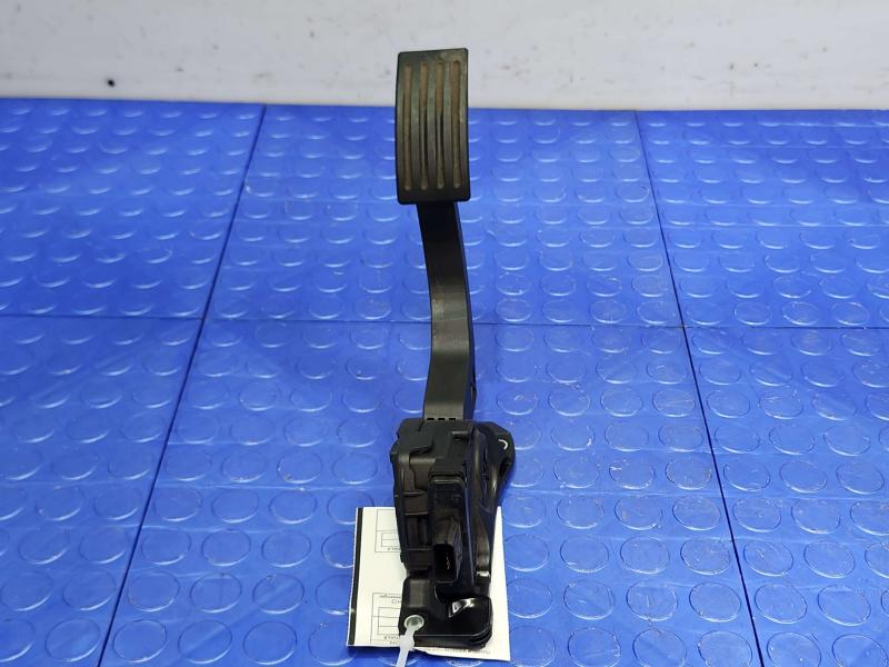 2014 Ford Focus Pedal Assembly